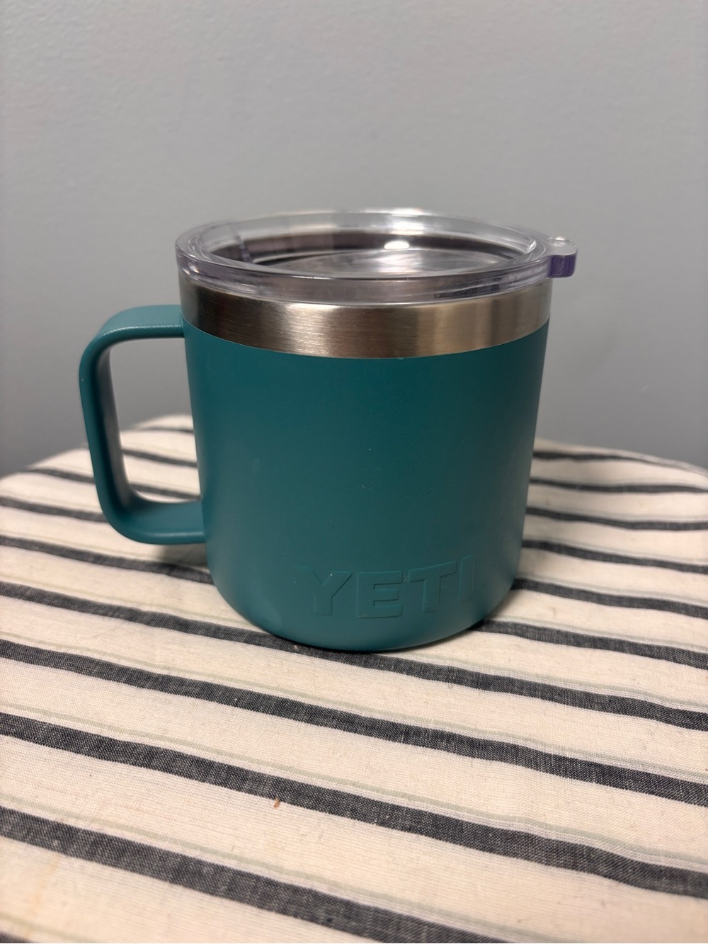 YETI Rambler 14 oz Stackable Mug vacuum-insulated